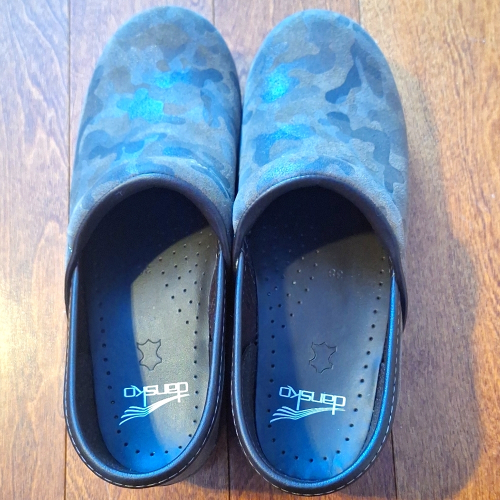Dansko camo clogs